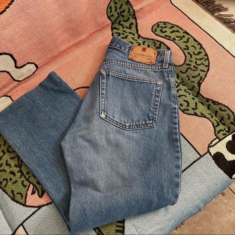 VINTAGE ABERCROMBIE AND FITCH HIGH WAISTED STRAIGHT LEG JEANS